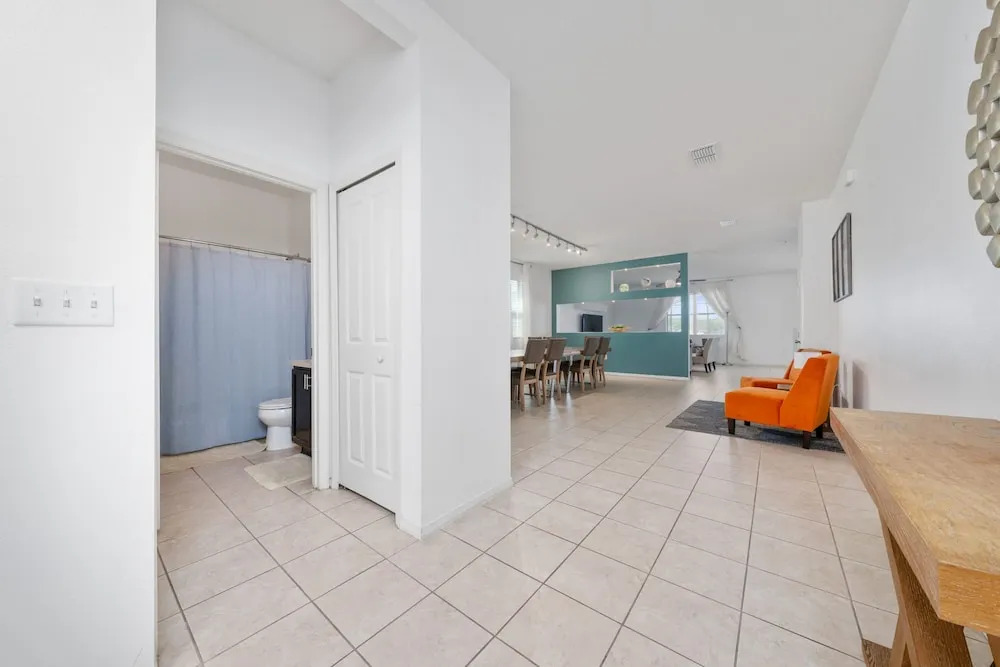 Lakeview 7BR Getaway Pool Great Location