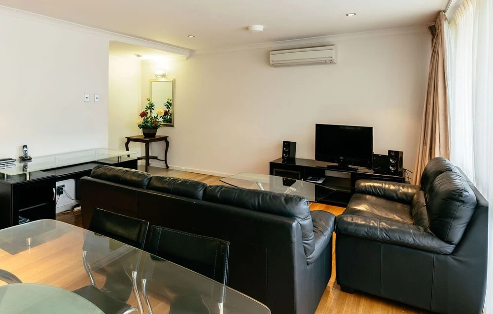 Wray Apartment