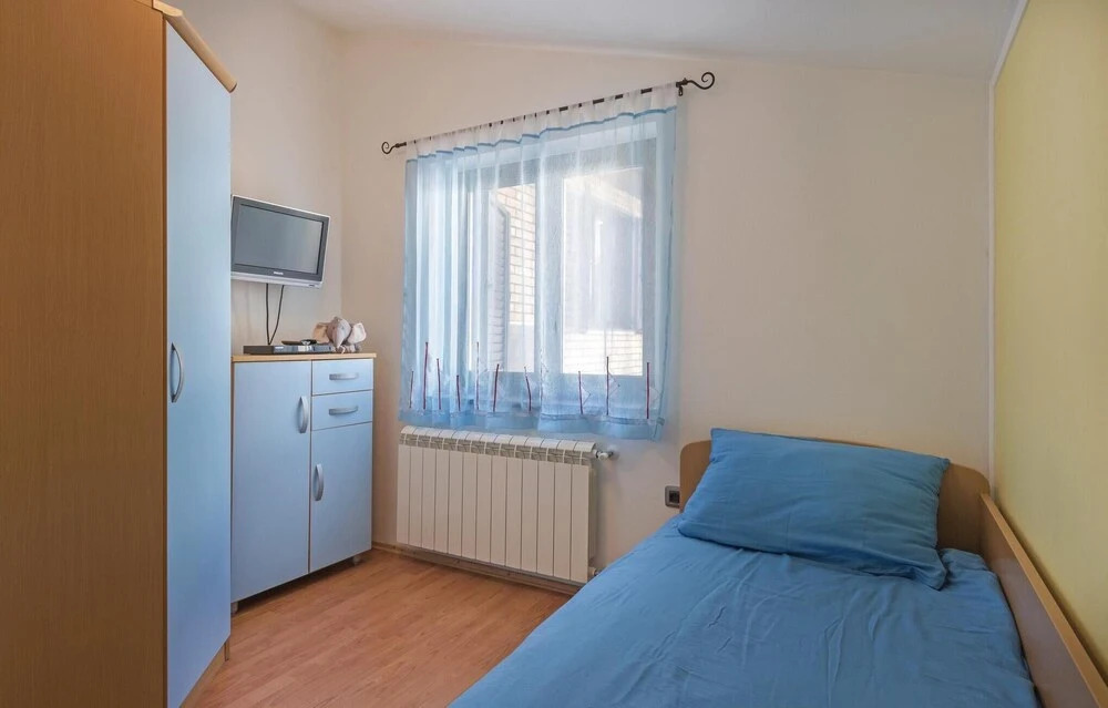 Awesome Home in Vodnjan With Wifi and 3 Bedrooms