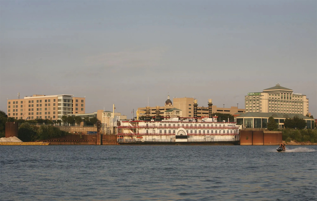 Ballys Evansville Casino & Hotel