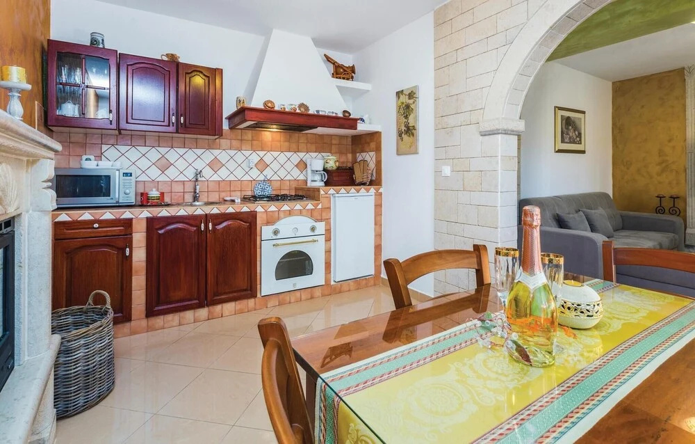 Amazing Apartment in Kosinozici With 1 Bedrooms, Wifi and Outdoor Swimming Pool