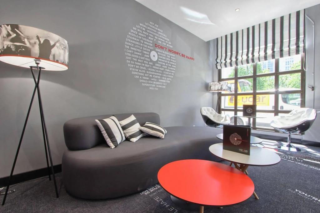 Hotel Inn Design Paris Place ditalie