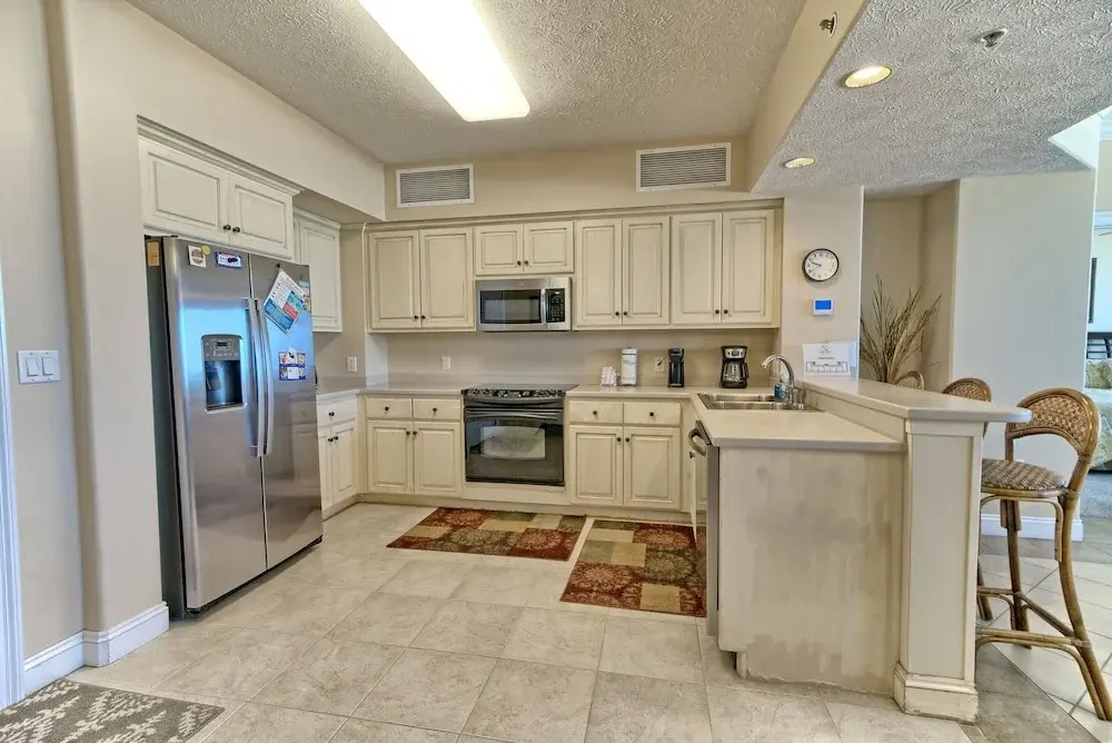 Beautiful Beachfront Condo with Pool View - Unit 0203 by RedAwning