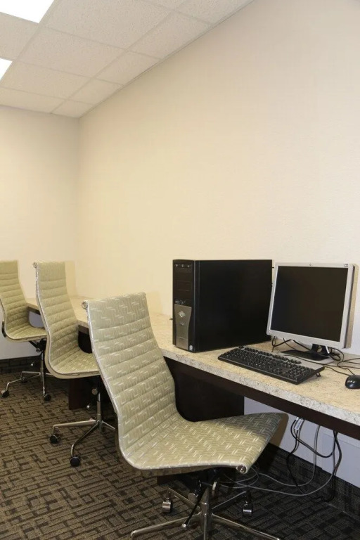 Prairie Moon Inn & Suites Macklin