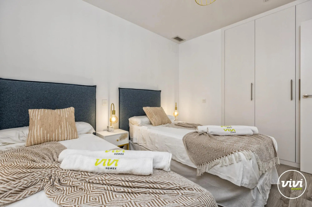 Lima in Estepona with 3 bedrooms and 2 bathrooms