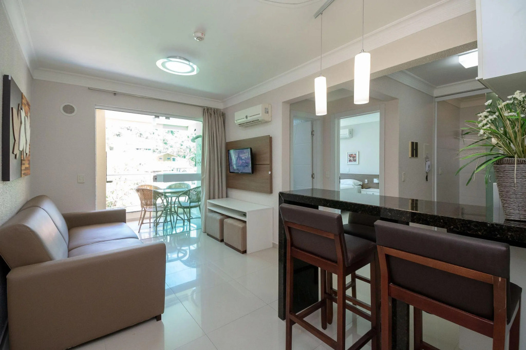 629C - Apartamento 1 quarto com Piscina