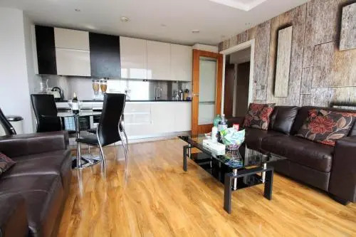 Media City LOWRY Apartment 4 Guests 2 Bed