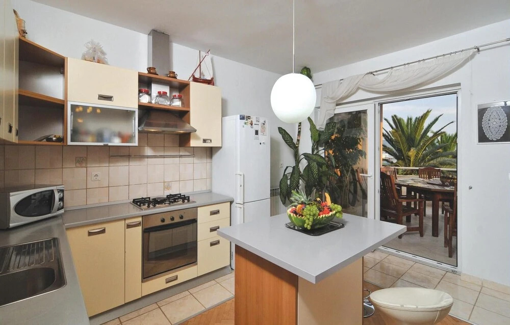 Nice Home In Kastel Gomilica With Sauna