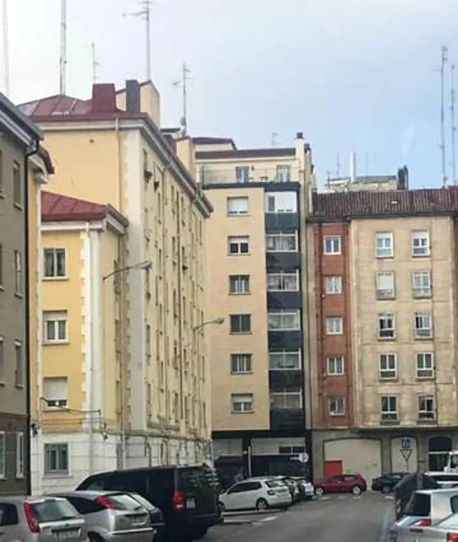 Studio in Burgos, With Wifi