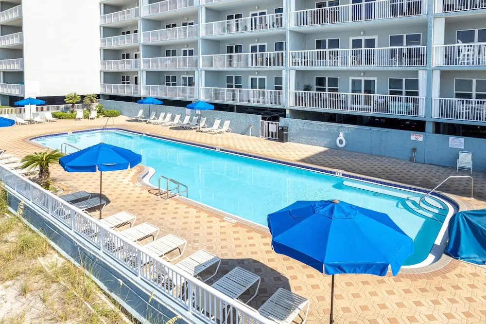Islander Beach Resort 705 Condo