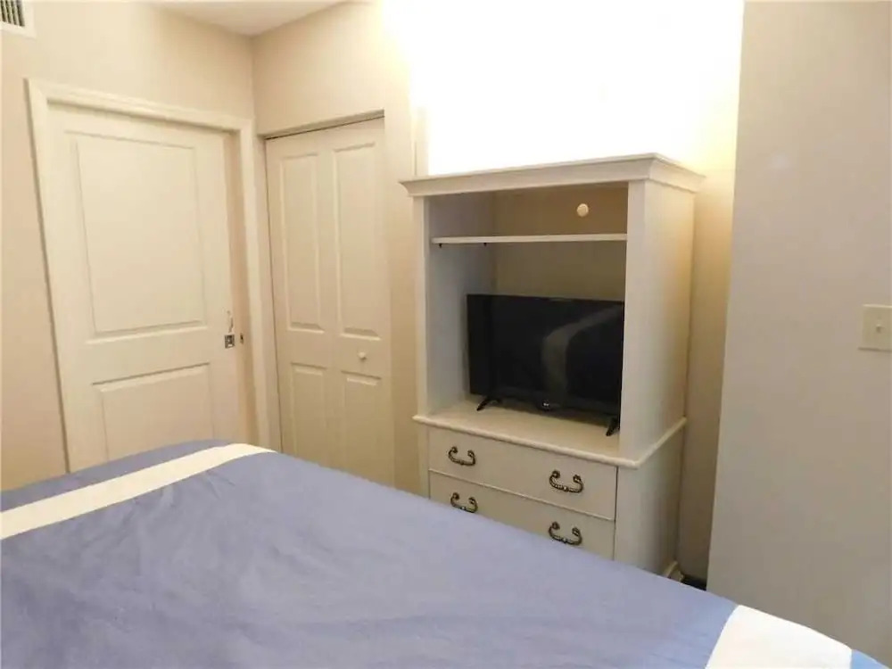 Harbourgate Marina #122 3 Bedroom Condo