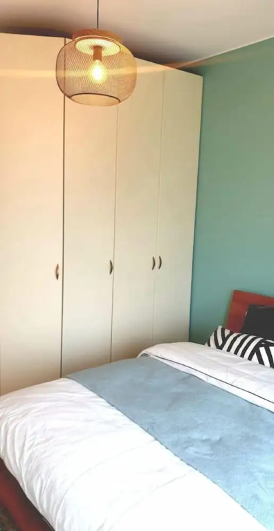 Luxury Green Penthouse Center - Parking