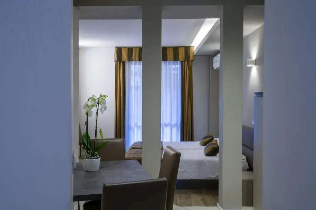 Astoria Studio Apartments