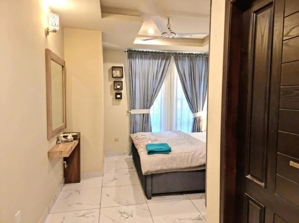 Tranquil & Delightful 1 Bed Apt In Bahria Town