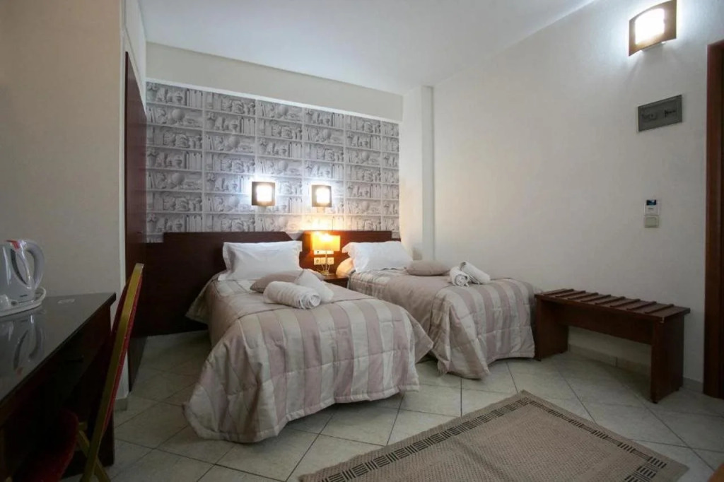 City Life Port Hotel
