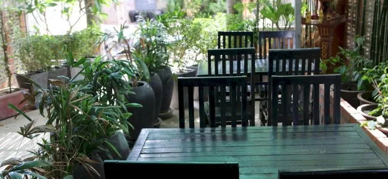 Surmetta Inn