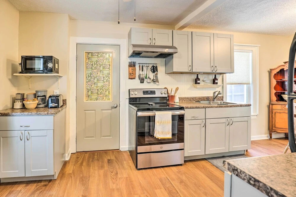 Penn Yan House Rental - Close to Wineries!