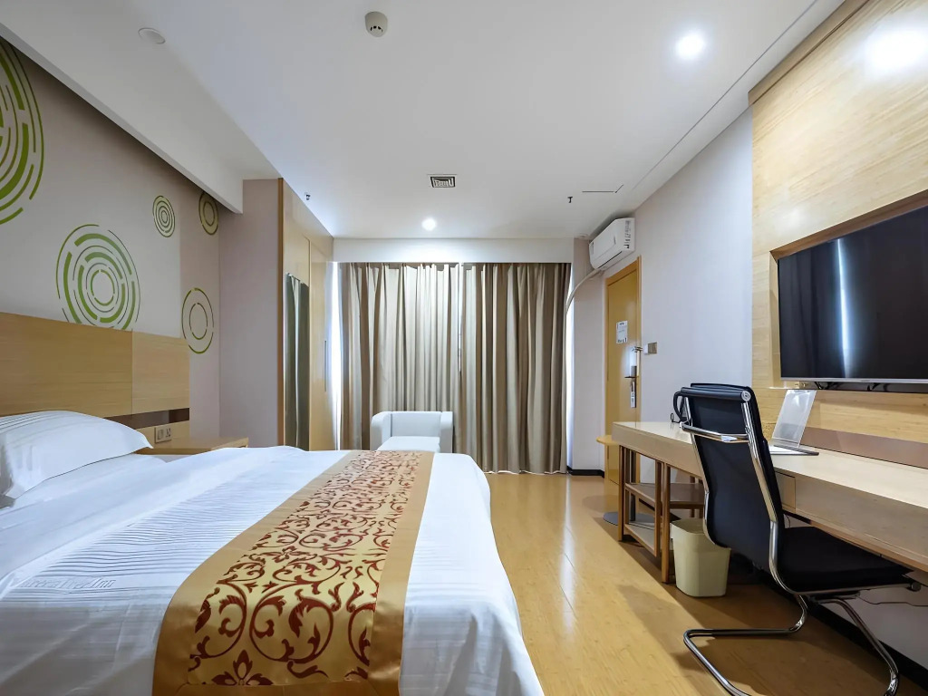 GreenTree Inn Changzhou Menghe Town Chengfeng Building