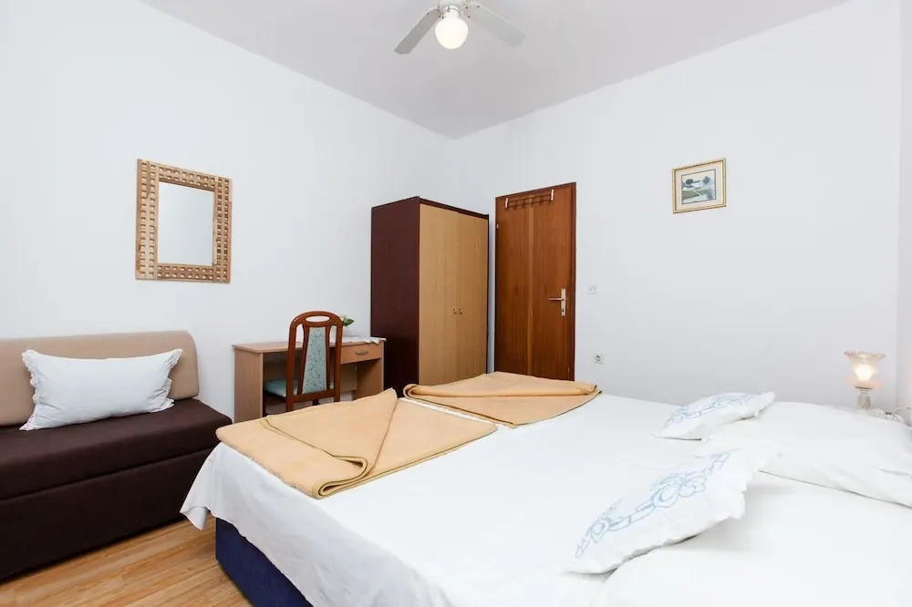 Apartments Ante Senka