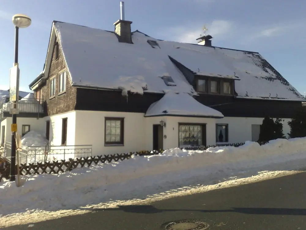 Detached House With Sauna Near Ski Lifts