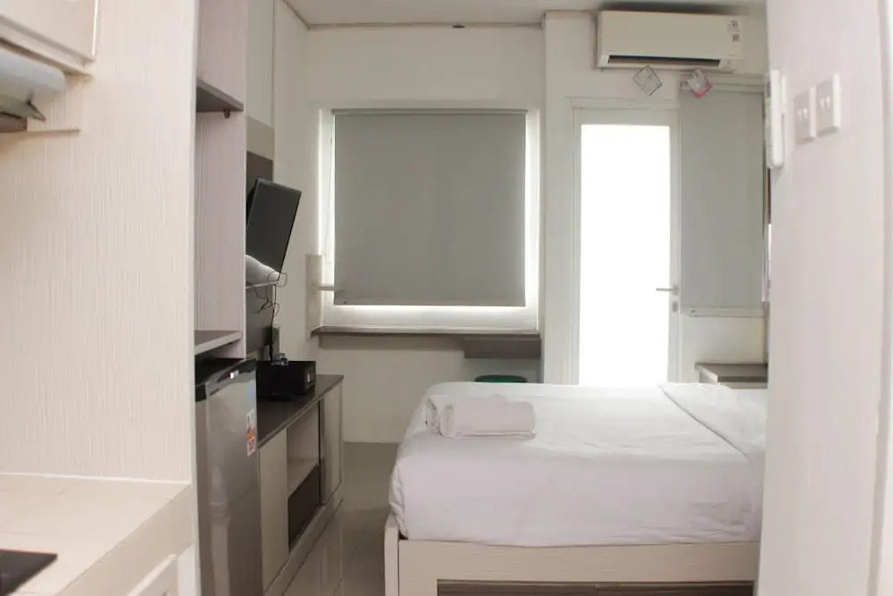 Cozy And Warm Studio At Grand Sentraland Karawang Apartment