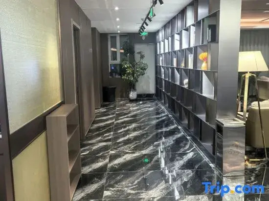 Licheng Huasheng Hotel (Urumqi Shuimogou Scenic Area Hot Spring East Road Branch)