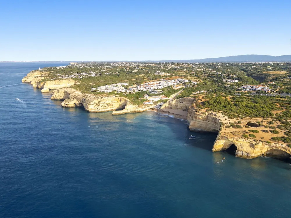 Villa Saint John - com piscina aquecível e vista mar em Albufeira
