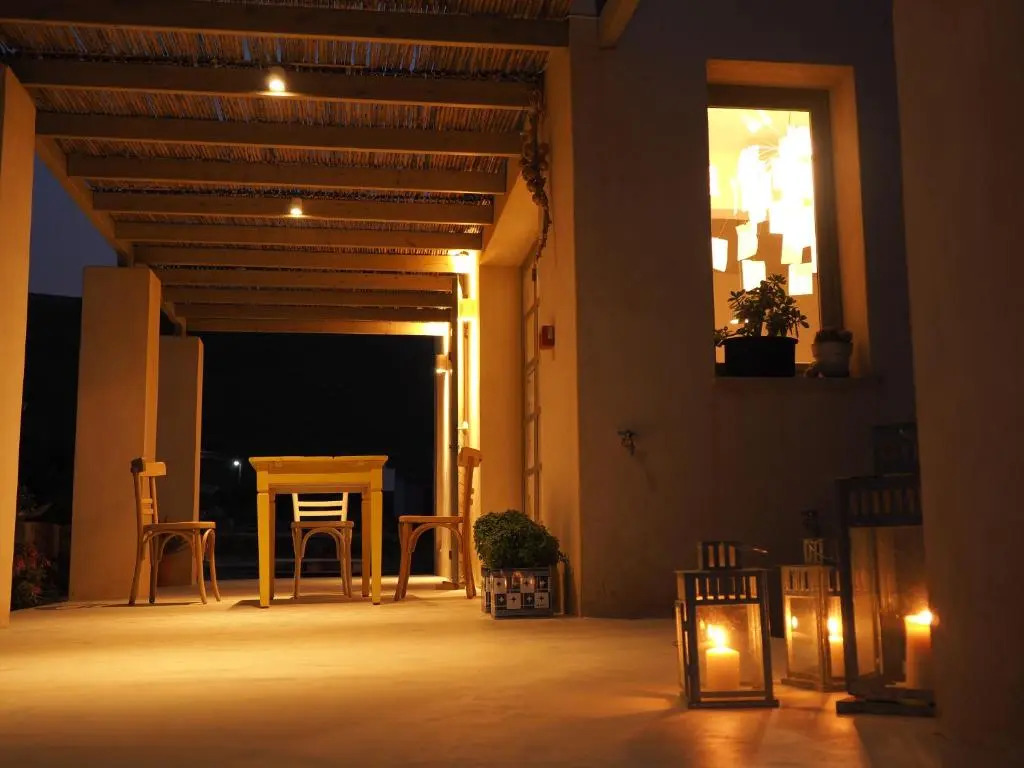 Skinammos studios,suites