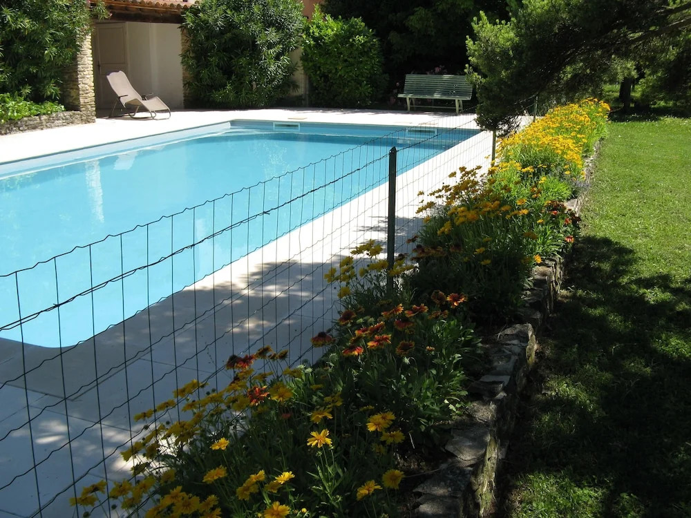 Clos Sainte-Garde
