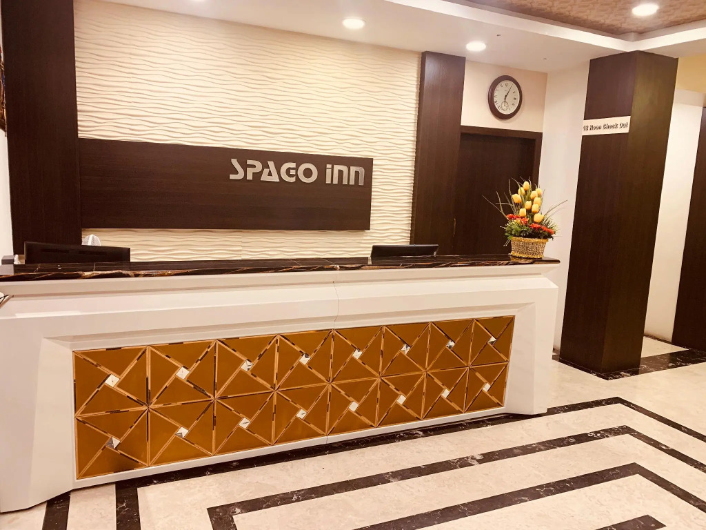 Spago Inn