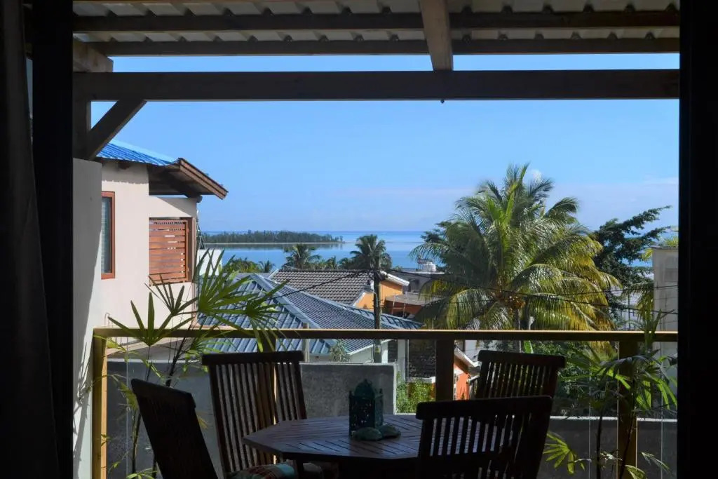 21LG Le Benitiers View