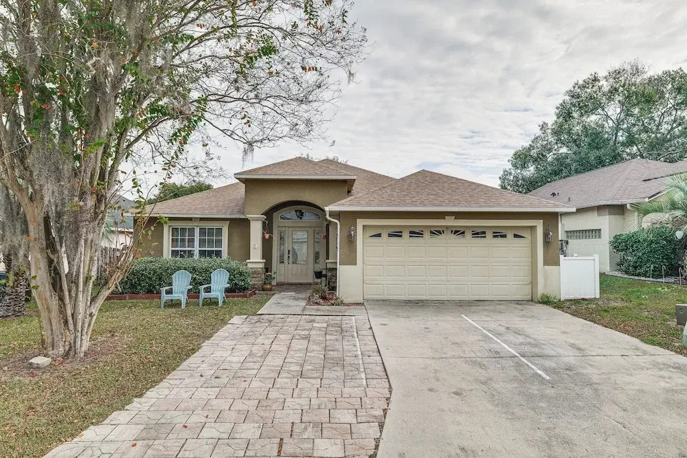 Pool Access, 7 Mi to Disney: Family Getaway!