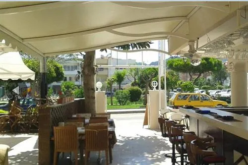 Defne & Zevkim Hotel