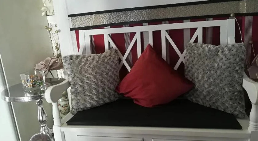 LA Boutique House
