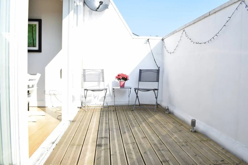 Stunning 2 Bedroom House in Chiswick