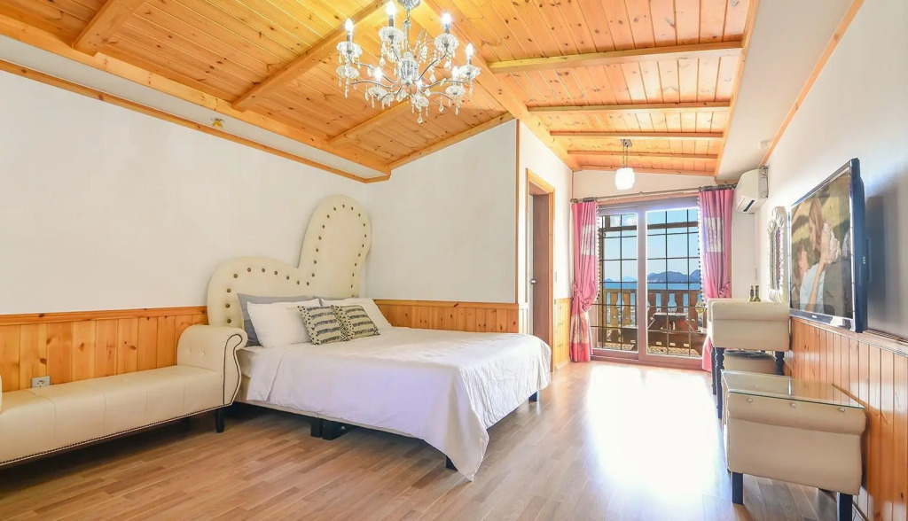 Geoje Gaonara Pension