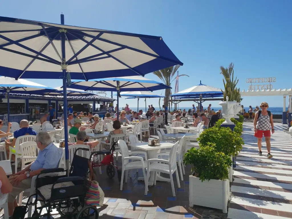 Duplex apartment No 4, close to sea and beach, heated pool, aircondition, wifi