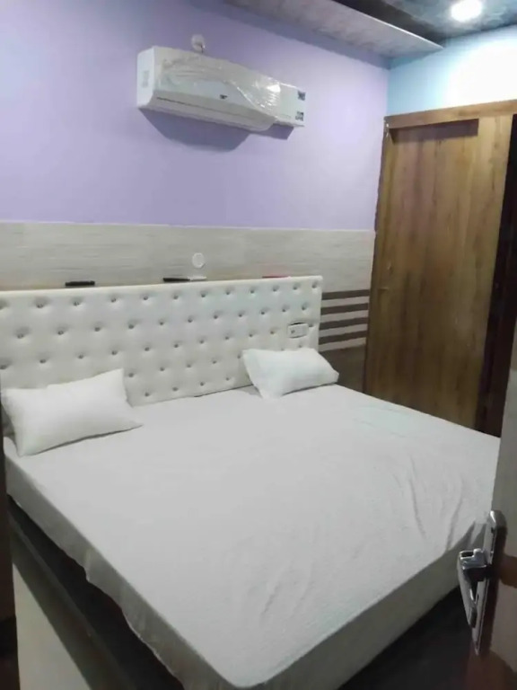 Goroomgo Gaurav Regency Hisar