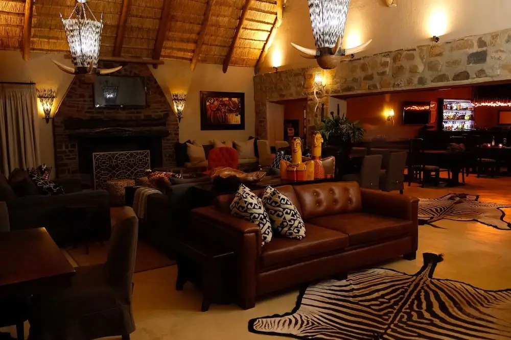 Umzolozolo Private Safari Lodge & Spa