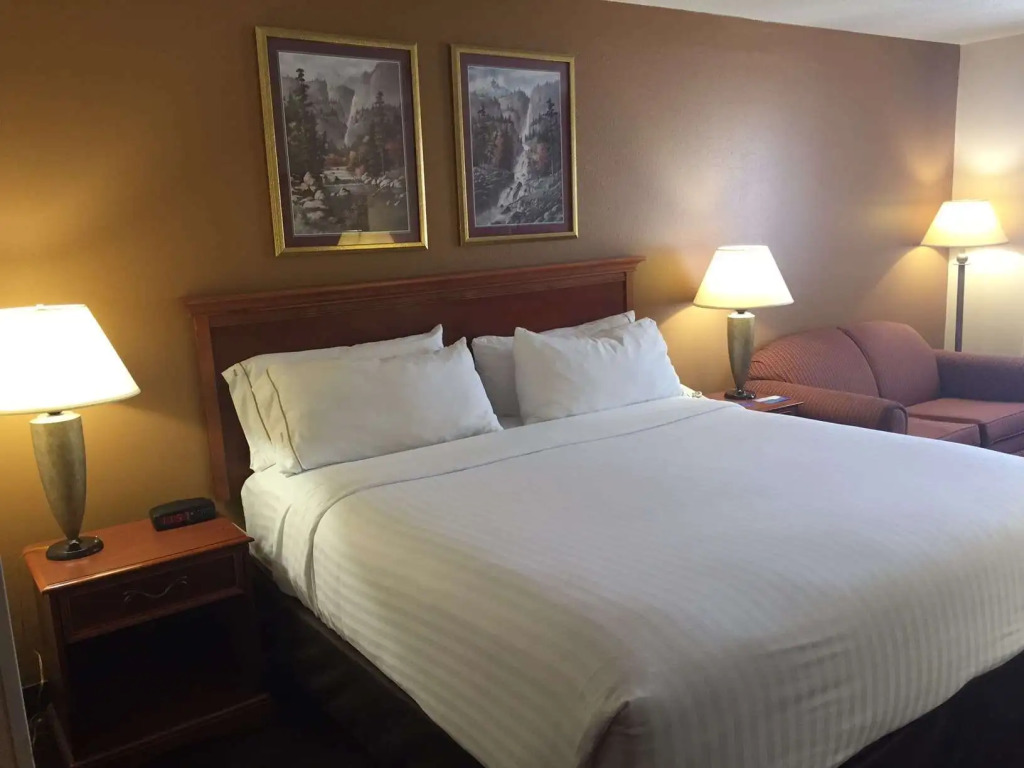 Baymont by Wyndham Portage