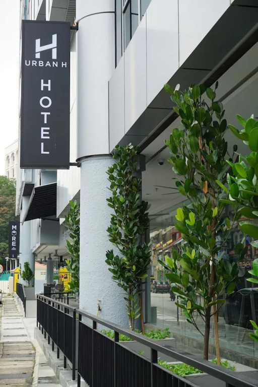 Urban H Hotel