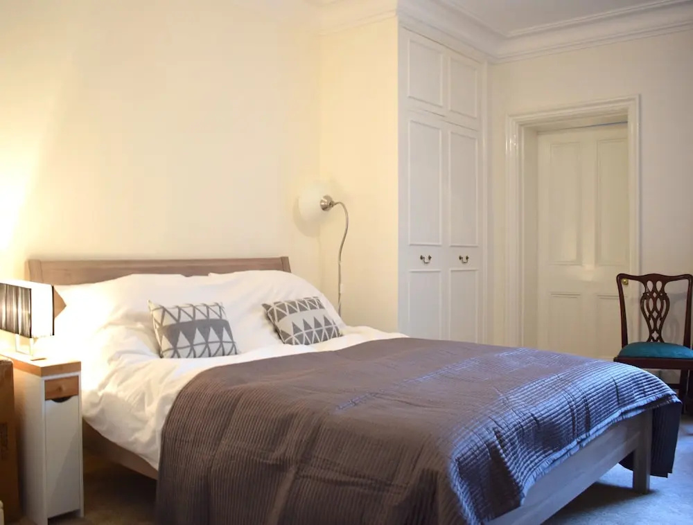 Spacious 1 Bedroom Flat In Piccadilly Circus