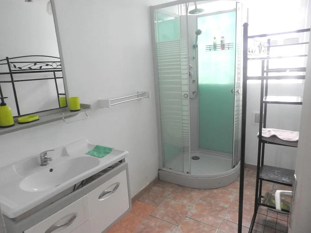 Apartment With 3 Bedrooms in La Trinité, With Shared Pool, Enclosed Garden and Wifi - 1 km From the Beach
