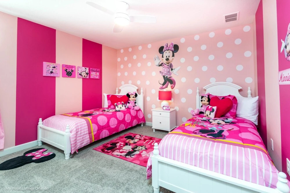 8946 Titanium Way