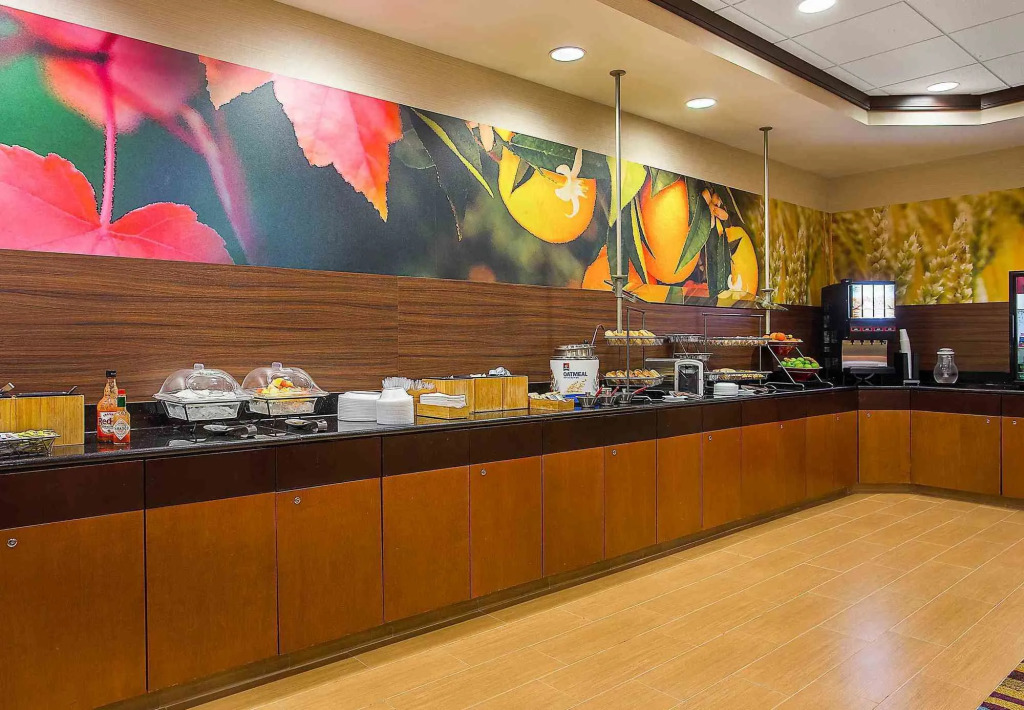 Fairfield Inn & Suites by Marriott Louisville East