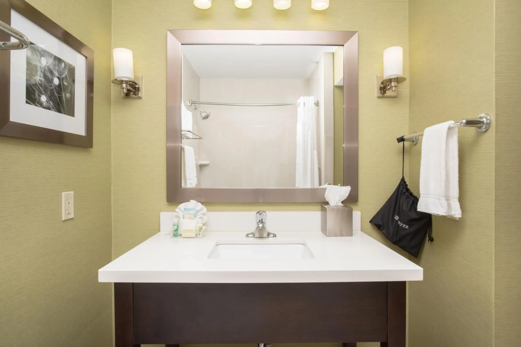 Wyndham Grand Executive Center Little Rock Airport
