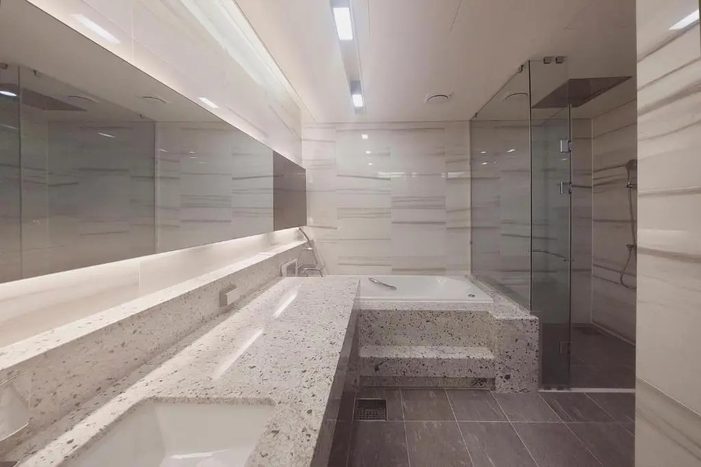 LCT Residence Y collection