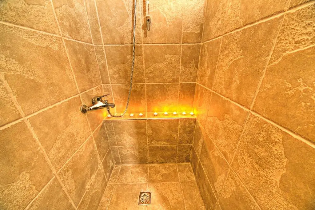 Cardamilia Suites