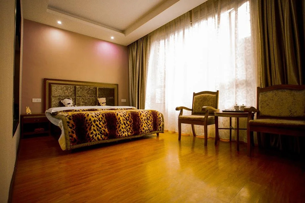 Shuyue Hotel Baoguo Temple Branch
