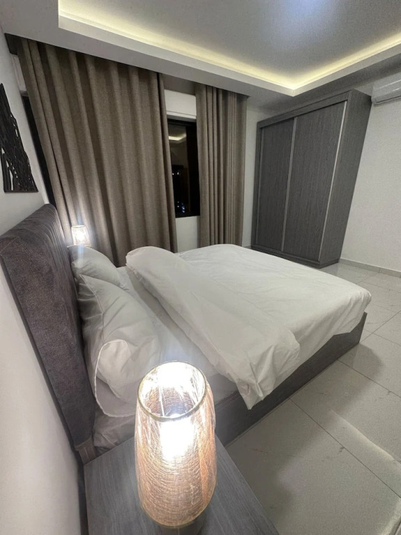 JRE Cozy Home Near All Services 20